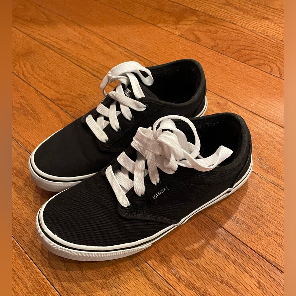 Vans Atwood Black and White Canvas Vans - Picture 4 of 10